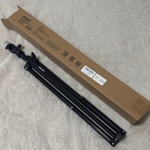 Neewer Photography Light Stand 3-6.6ft Adjustable Sturdy Tripod - NIB